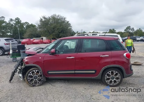 2015 Fiat 500L Trekking из США, поврежденный, VIN ZFBCFADHXFZ030194